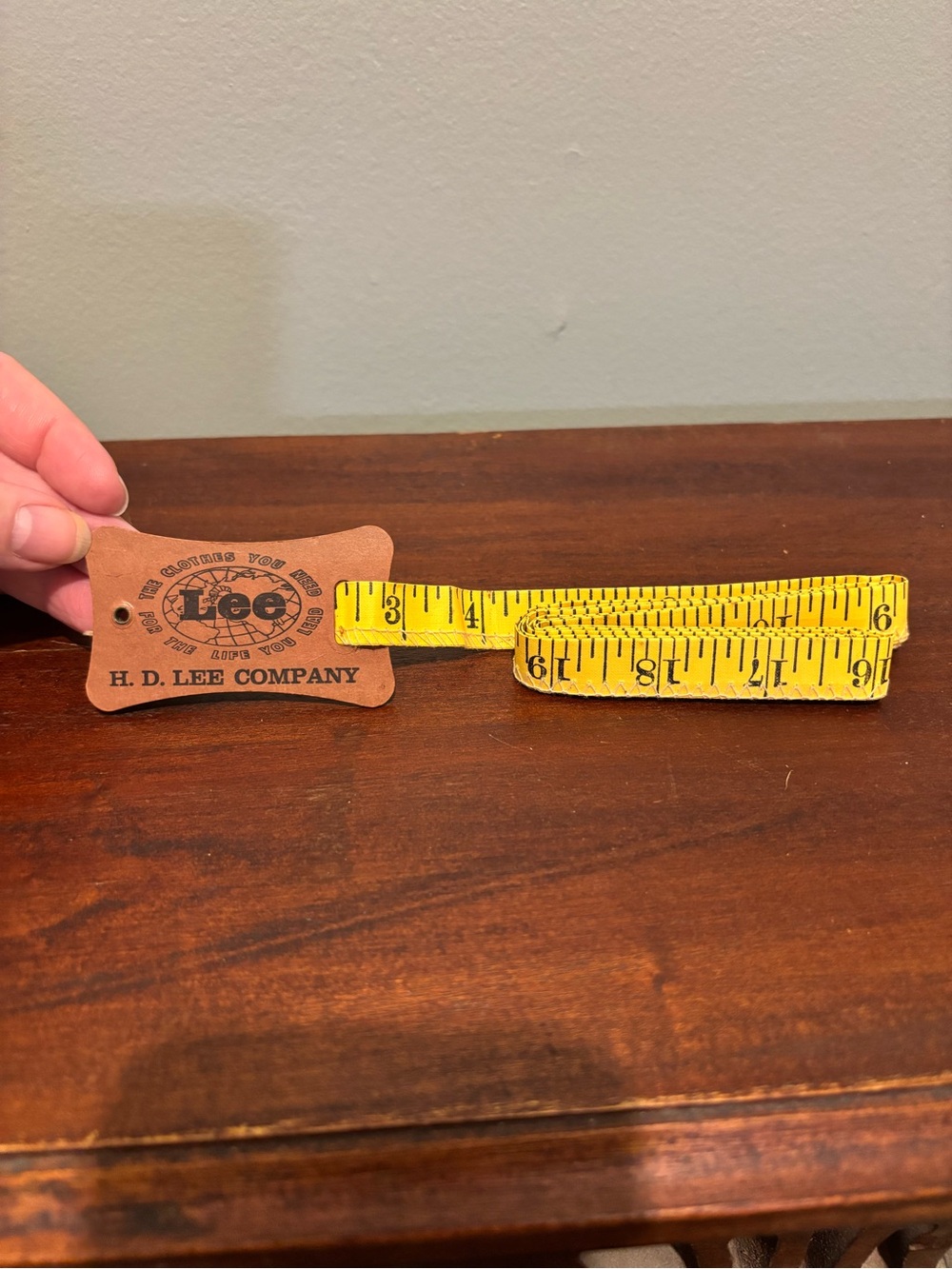 Lee Cloth Advertising Tape Measure